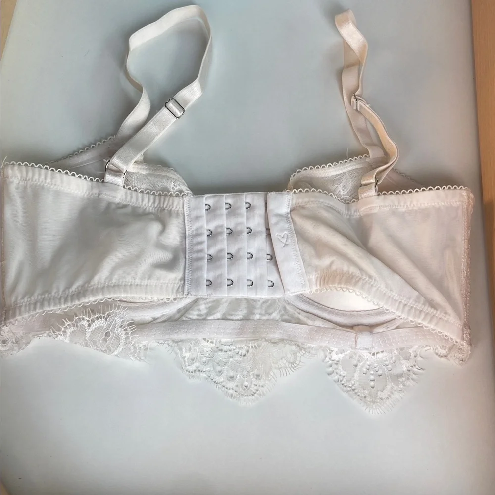 Victoria secret White Dream Angels Lace unlined push up bra 34C - Picture 3 of 5